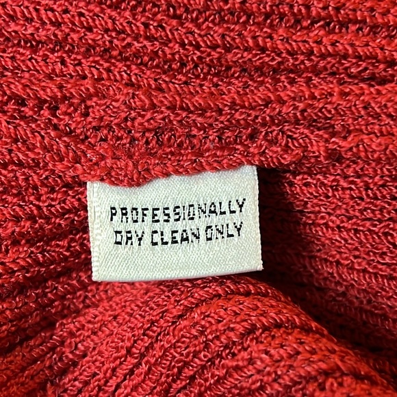 ❤️ST. JOHN KNIT RED KNIT TANK STYLE TOP SIZE MEDIUM❤️ - Picture 13 of 13